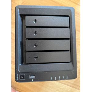Synology DS918&#43; avec HDD &#43; cache SDD &#43; RAM 8Go - Occasion