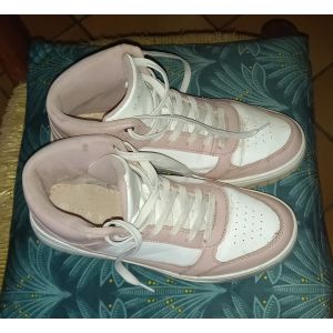 Baskets Montantes &Agrave; Lacets Femme /Fillette T40 - Vieux Rose Et Blanc - Occasion
