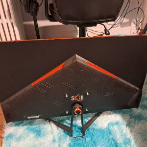 Ecran SkillKorp E30-32 - Occasion