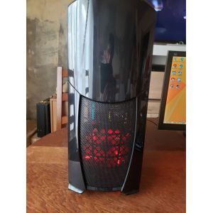 Dragon 3 Noire Led Rouge Intel Pentium G3258 - 3.2 Ghz - Ram 8 Go - DD 1 To - Occasion