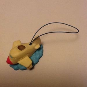 Figurine avion porte cles - Occasion