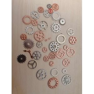 Lot De 37 Rouage Et 2 Aiguille D&#39;Horloge - Occasion