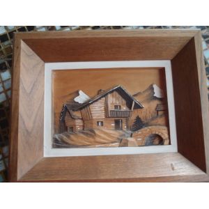 Tableau sculpté en bois, paysage de montagne, chalet - Occasion