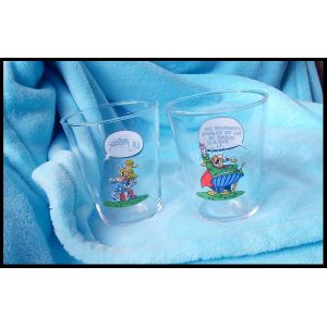 Lot De 2 Verres 100% Neuf - Original Officiel Astérix Obélix Idéfix Panoramix Etc - Verre De Table Blanc Transparent Verre À A Eau Évasé - Voir Photo Personnage Figurine - Obelix Asterix Idefix Etc - Occasion