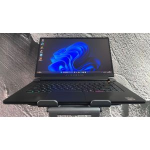 ALIENWARE M15 ÉDITION R5 - 15.6" RYZEN 9 5900HX 32 Go RAM 1 To SSD RTX 3070 8 Go - Occasion