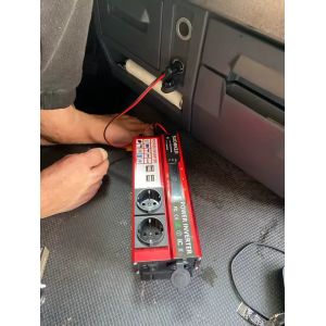 Convertisseur de courant 12V vers 220V &iquest; Id&eacute;al voiture, camping, d&eacute;pannage - Occasion