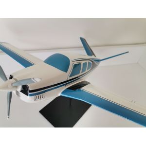 Maquette Avion De Tourisme Beechcraft Bonanza Bois Et Métal Socle - Occasion