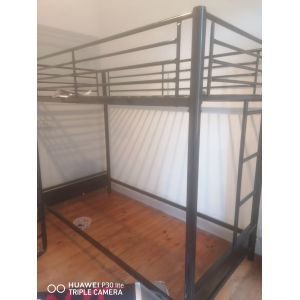 Lit mezzanine m&eacute;tal noir avec clic clac - Occasion