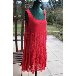 Jolie Robe Elléa En Voile Fripè Rouge Avec Petits Pois Blancs.Modèle Doublè.Taille Étiquetèe: L. - Occasion