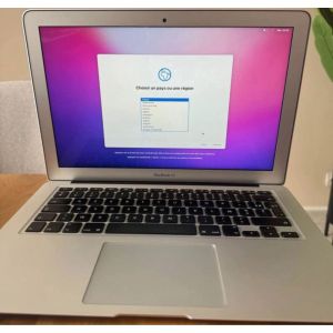 Apple MacBook Air MQD42FN/A Mi-2017 - 13.3" Intel Core i5 - 1.8 Ghz - Ram 8 Go - SSD 256 Go - Azerty - Argent - Occasion