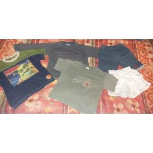 T-Shirt Manches Longues Gris + T-Shirt Manches Courtes Marine Vert + T-Shirt Manche Court Kaki + Short Jean Bleu + Short Blanc - Shrek 2 Disney Rw D&eacute;cathlon - 5 Pi&egrave;ces - 4 Ans - Gar&ccedil;on - Occasion