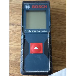 T&eacute;l&eacute;m&egrave;tre BOSCH GLM30 professionnel - Occasion