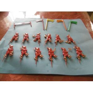 Lot De 35 Sujets Pour Buche De Noel - Occasion