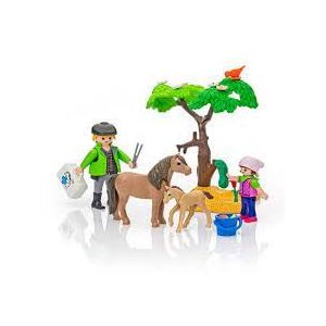 Playmobil Country - Le Vétérinaire - 2 Personnages, 2 Chevaux Et Accessoires - 28 Pièces - Occasion