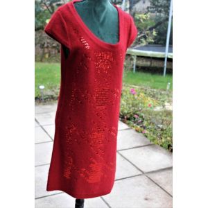 Très Jolie Robe Rouge Renè Derhy Pailletèe Devant .Taille Étiquetèe:L. - Occasion
