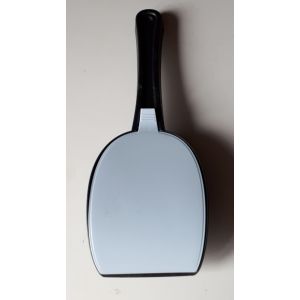 Pelle À Litière Pour Chat Avec Couvercle Kerbl Pet Shaker - Plastique 2 Couleurs - Longueur 28cm Largeur 10 Cm - Petit Trou Dans Le Manche Pour Suspension - Occasion