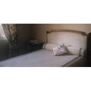 T&ecirc;te de lit + cadre pour sommier Style Louis XVI + matelas 140 x 190 (sommier non fourni) - Occasion