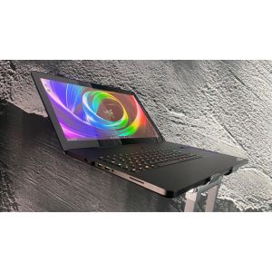 PC PORTABLE GAMING/WORKSTATION RAZER BLADE PRO 17 POUCES 4K TACTILE I7-7820HK 32Gb GTX 1080 2To SSD RAID - Occasion