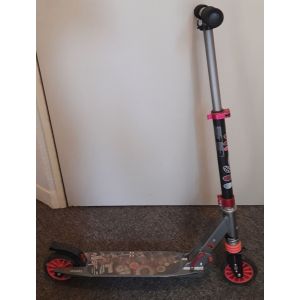 Une Trottinette Oxelo Enfant Avec Suspension. - Occasion