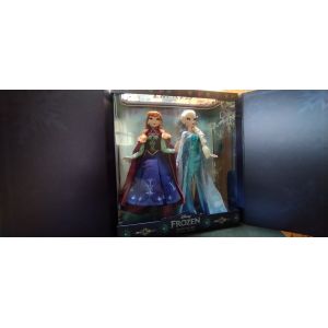 Vend coffret Disney Reines des Neiges &eacute;dition limit&eacute; compos&eacute; des poup&eacute;es Anna et Elsa - Occasion