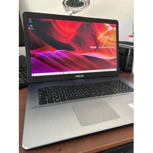 Asus R702UV-BX071T 17" AMD A12-9720P - 2.70 Ghz - Ram 8 Go - SSD 128 Go + HDD 1 To - Occasion