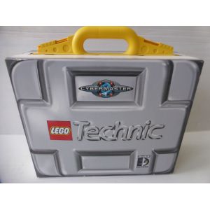 LEGO Technic Cybermaster 8482 avec 1 Figurine Technique et 1 CD Rom - Occasion