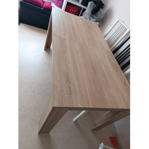 * Table À Manger + 1 RallongeEn Bois Aggloméré Couleur Chêne * Photos Et DimensionsLongueur 1m60Largeur 80 Cm Hauteur 74cm + 1 Rallonge De 40 Cm Longueur De La Table Avec Rallonge - Occasion