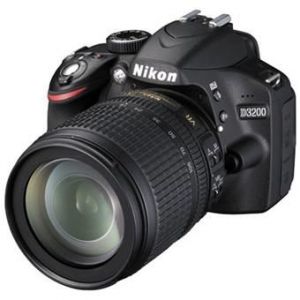 Nikon D3200 Reflex 24.2 mpix Noir + Objectif 18 - 105 mm - Occasion