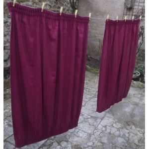 Doubles Rideaux (2)En Toile Tissée Rose Violine Avec Ruflette En Haut Et En Bas Dimensions Rideau Hauteur 137,5 Cm Largeur 95 ,5cm Largeur Ruflette Hauteur 7 Cm - Occasion