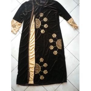 Robe D Hotesse - Bédria - Guendola Matiere Chaude ( Idéale Automne - Hiver) Idéale L / Xl. - Occasion