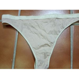 String Dim 42/44 - Occasion