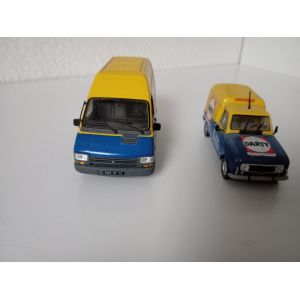 Lot Renault Trafic et Renault 4 F4Fourgonnette Pub Darty Universal Hobbies 1/43 - Occasion
