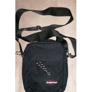 Pochette EASTPACK NOIRE - Occasion