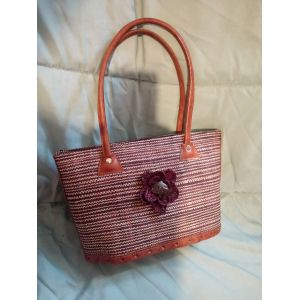 Très beau sac en cuir et en paille Très bon état - Occasion