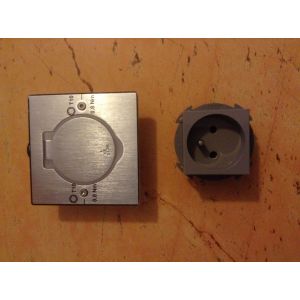 Prise de sol platinum 2P+T - Occasion