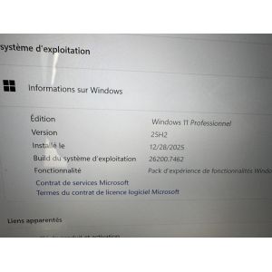 HP spectre x360 - 13 - aw002nf. 2en1.Bon &eacute;tat &eacute;cran ligne &iquest;blanche&iquest; existante mais pas g&ecirc;nante pour l&iquest;utilisation . I7 1065g7 16Go ram 512Go ram &eacute;cran tactile 3840x2160. Batterie ok - Occasion