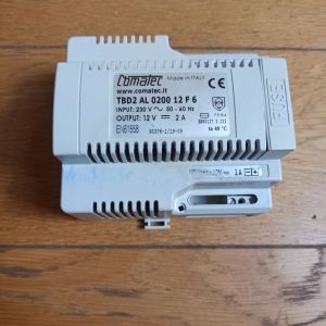 Alimentation Transformateur modulaire rail DIN 230 V vers 12V polarisé &#43;/- --- 2A ComatecTransformateur électrique - Occasion