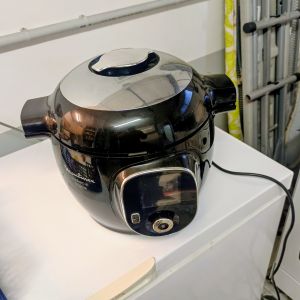 a vendre cookeo connect servie 3 fois a recup&eacute;rer en main propre au domicile du vendeur. - Occasion