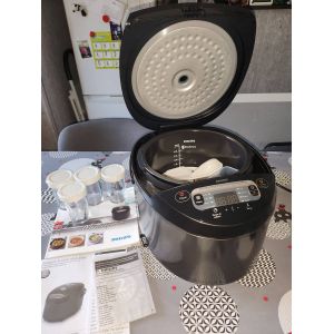 Multicuiseur philips utiliser 1&times;,avec 4 pots a yaourt jamais utilise et un panier vapeur jamais utilise - Occasion