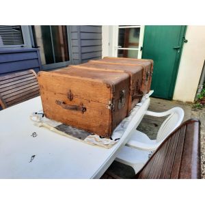 Belle malle ancienne de voyage - Occasion
