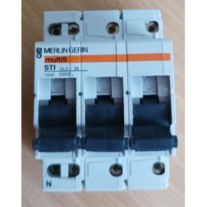 Multi 9 STI - porte-fusible - 3P+N - 32A - Occasion