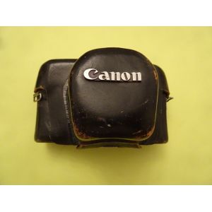 &Eacute;tui en cuir rigide d'origine pour appareil photo argentique reflex CANON (par exemple FTQL) L'&eacute;tui peut se fixer sur un tr&eacute;pied gr&acirc;ce &agrave; sa vis de fixation - Avec le logo Canon &agrave; l'avant - Occasion