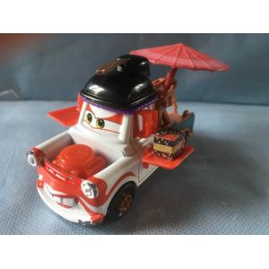 voiture de collection disney CARS mod&egrave;le avec ombrelle - - Occasion