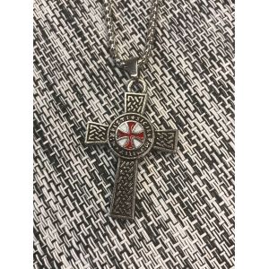 Croix Des Templiers En Métal Avec Sa Chaîne - Occasion