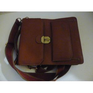 sac bandouli&egrave;re homme cuir marron marque Lancaster - Occasion