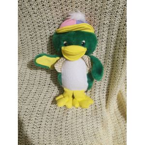Peluche Canard Vert Jaune Gilet Ray&eacute; Casquette Rose Violet Sandy Vintage - Occasion