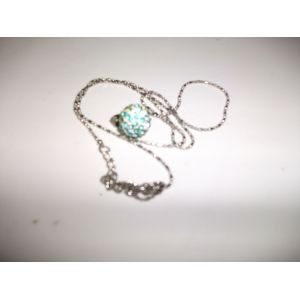 Collier Avec Une Perles De Shamballa - Occasion