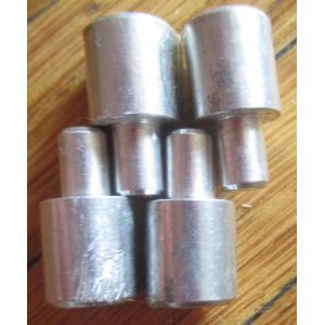 4 Taquets Tige Acier suspension &eacute;tag&egrave;re Ikea 17mm de long tige 7mm diam&egrave;tre 5mm partie portante 10mm de long 9mm de diam&egrave;tre bricolage - Occasion