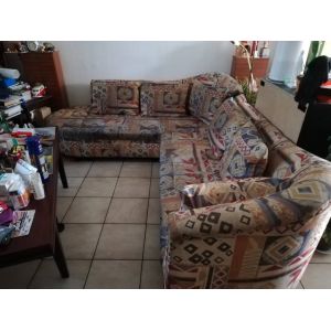Vend Canapé D Angle, Style Méridienne De 2m Sur 2m50 Plus Fzuteuil - Occasion