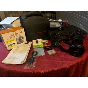 Nikon d5600 24.2 mpix + Objectif Tamron 18-400 - Occasion